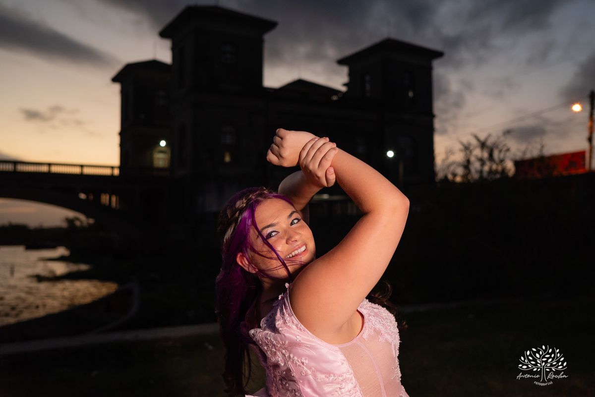 •	Eduarda Leão – Duda - 15 anos -Ensaio pré-festa – Pelotas -Parque Uma - Las Acácias - Sorriso contagiante - debutantes - Making of - Ponte Jaguarão-Rio Branco - AABB de Jaguarão - Festa íntima – valsa - Dança coreografada - Antonio Rocha Fotografias