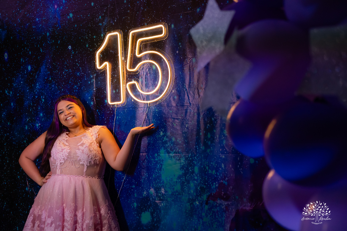 •	Eduarda Leão – Duda - 15 anos -Ensaio pré-festa – Pelotas -Parque Uma - Las Acácias - Sorriso contagiante - debutantes - Making of - Ponte Jaguarão-Rio Branco - AABB de Jaguarão - Festa íntima – valsa - Dança coreografada - Antonio Rocha Fotografias