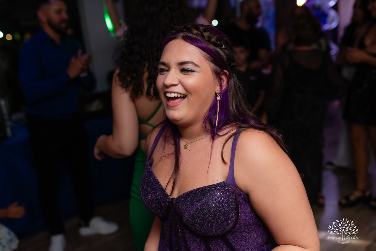 •	Eduarda Leão – Duda - 15 anos -Ensaio pré-festa – Pelotas -Parque Uma - Las Acácias - Sorriso contagiante - debutantes - Making of - Ponte Jaguarão-Rio Branco - AABB de Jaguarão - Festa íntima – valsa - Dança coreografada - Antonio Rocha Fotografias