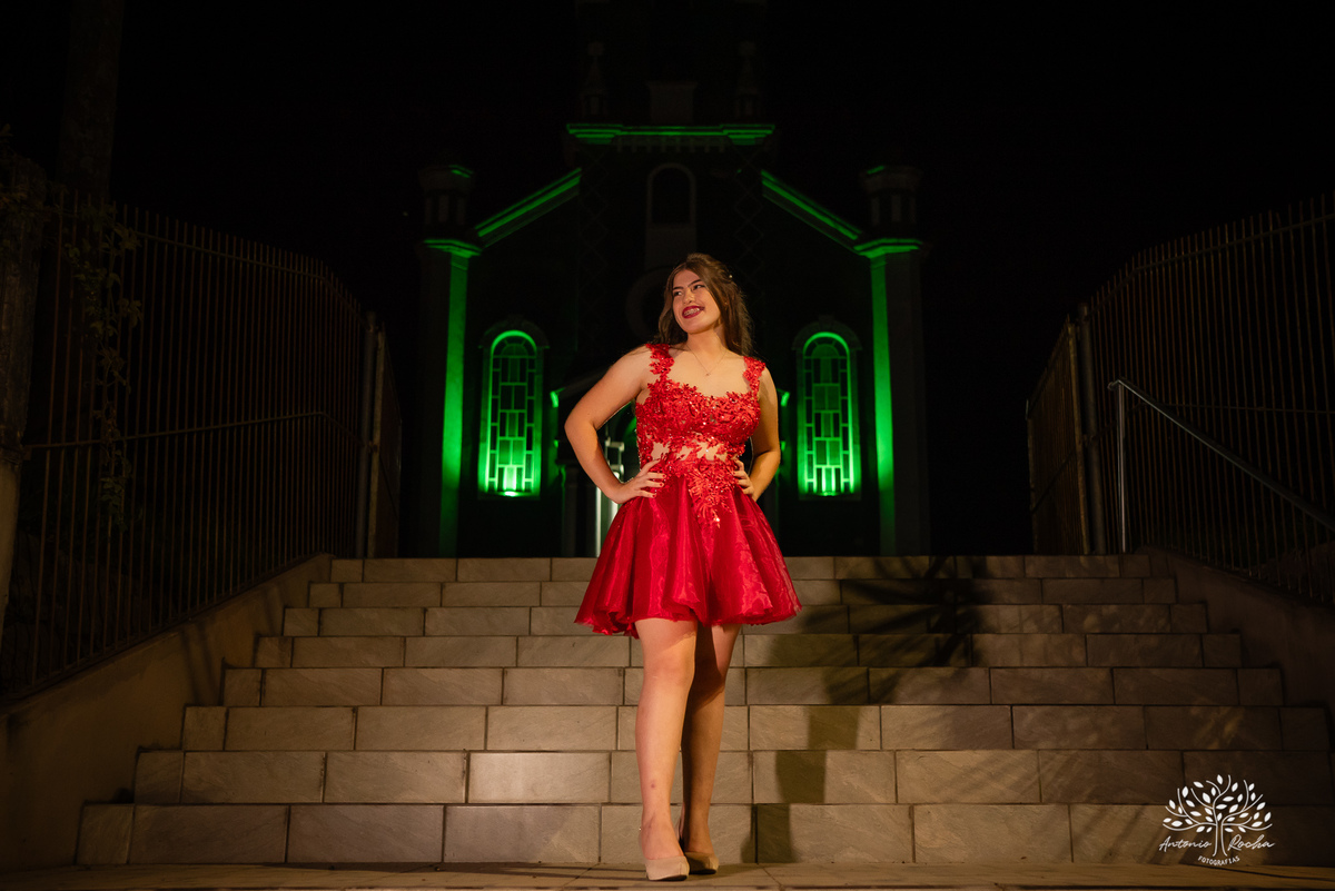 festa - Helena Kichofel - Comunidade Sant'Ana - Colônia Maciel - Pelotas/RS - ensaio externo - nascer do Sol - praia do Laranjal - por do sol - Parque Una - making of vestido - valsa - saia rodada - surpresa - anel de 15 anos – Antonio Rocha Fotografias