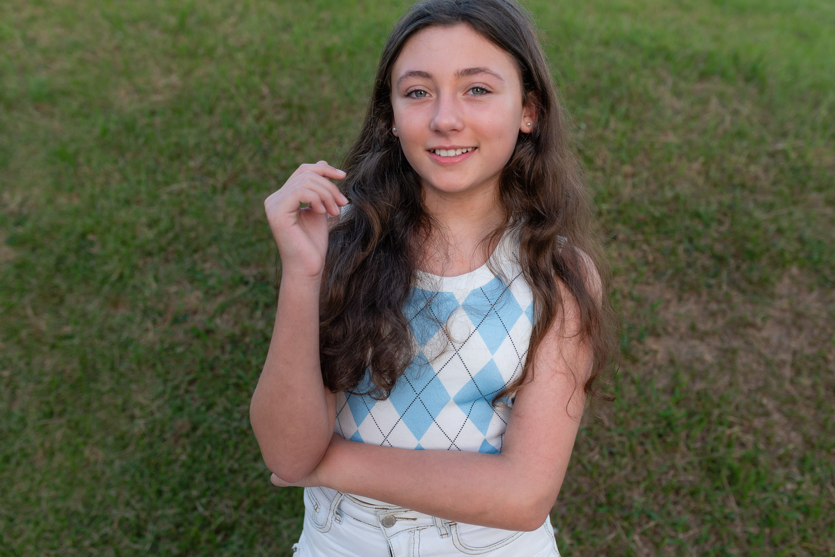 Luiza-11 anos-dançar-família-olhos vibrantes-energia-tímida-parceria-vibração-alegria-diversão-cliques incríveis-bastidores-Parque UNA-confiança-carinho-memórias-lembranças-único-celebrada-vida-emoção-Pelotas-Antonio Rocha Fotografias