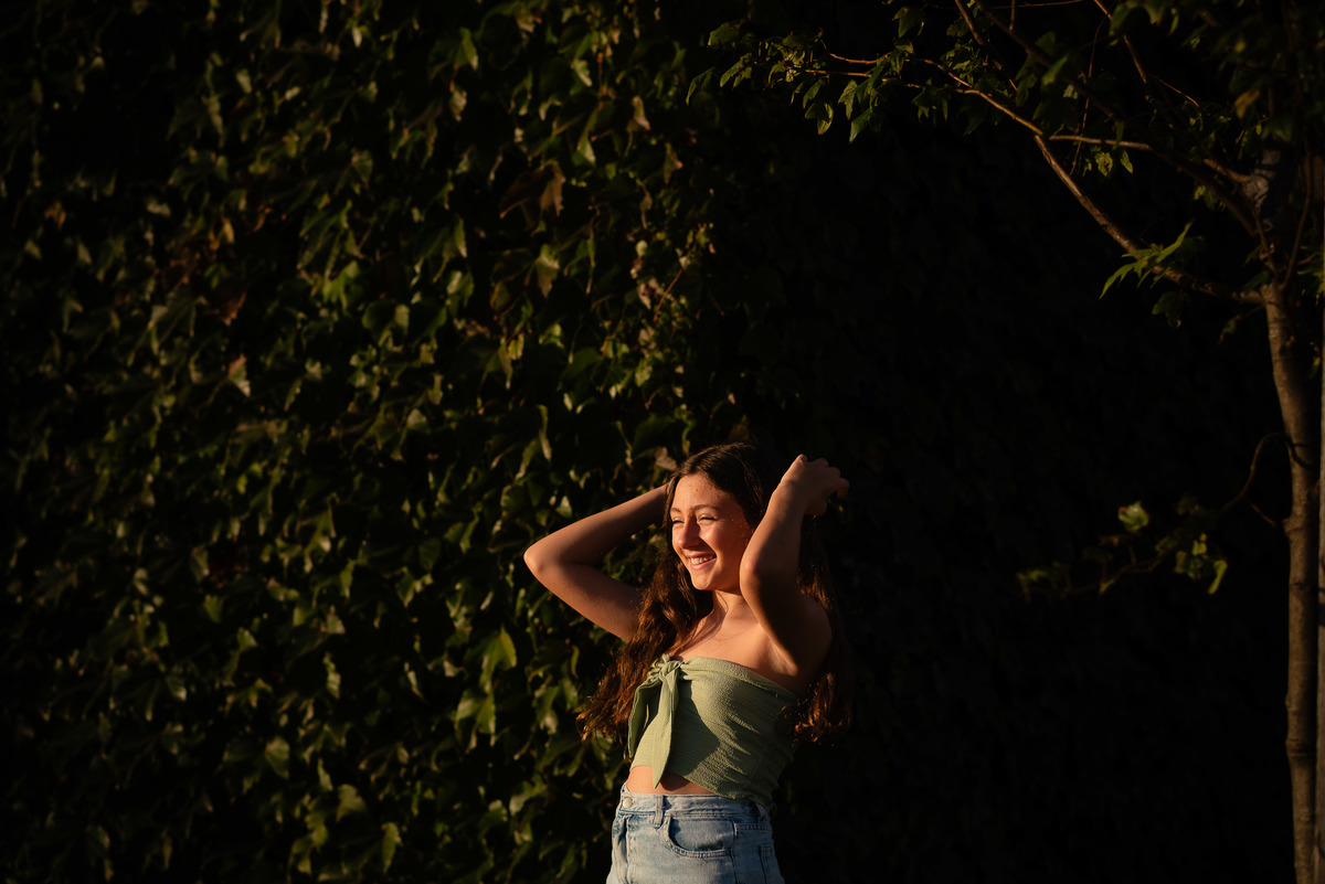 Luiza-11 anos-dançar-família-olhos vibrantes-energia-tímida-parceria-vibração-alegria-diversão-cliques incríveis-bastidores-Parque UNA-confiança-carinho-memórias-lembranças-único-celebrada-vida-emoção-Pelotas-Antonio Rocha Fotografias