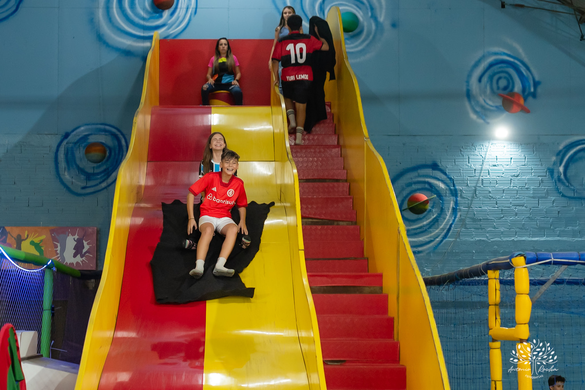 Henrique - Rique - 12 anos - festa infantil - futebol - camisetas times favoritos - brincadeiras - jogo - vínculo afetuoso - família - parabéns - Vini - Vivi -Rafa - campeonatos - cliques – Brincar e Ser feliz – Pelotas - Antonio Rocha Fotografias