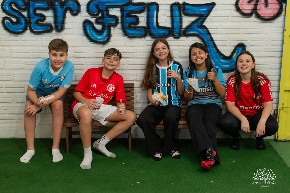 Henrique - Rique - 12 anos - festa infantil - futebol - camisetas times favoritos - brincadeiras - jogo - vínculo afetuoso - família - parabéns - Vini - Vivi -Rafa - campeonatos - cliques – Brincar e Ser feliz – Pelotas - Antonio Rocha Fotografias