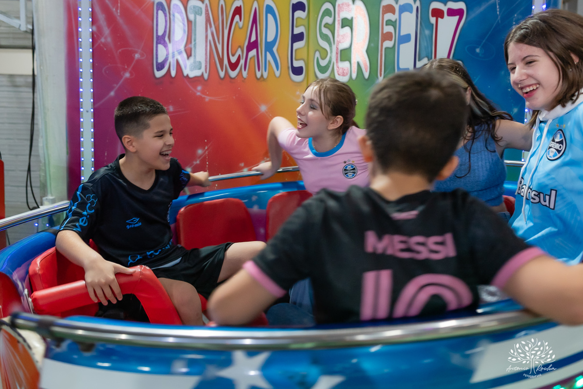 Henrique - Rique - 12 anos - festa infantil - futebol - camisetas times favoritos - brincadeiras - jogo - vínculo afetuoso - família - parabéns - Vini - Vivi -Rafa - campeonatos - cliques – Brincar e Ser feliz – Pelotas - Antonio Rocha Fotografias