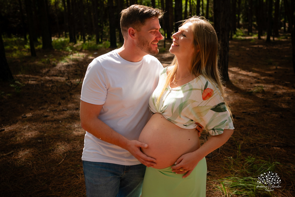 ensaio externo - fotógrafo - gestante - Patrícia - Pedro - família - Alexandre - Arthur - Las - Acácias - expectativa - brincadeira - memórias - criança - conexão - ternura - sessão – fotográfica – Antonio Rocha fotografias - Pelotas