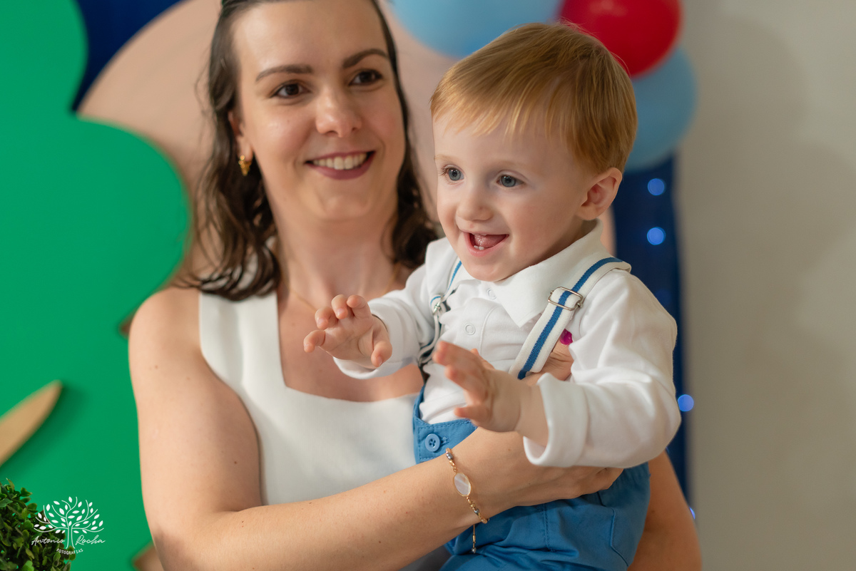 primeiro-aniversário - Luiz-Otávio - menino-sorridente - família - gestação - Elenice - Henrique - espera-ansiosa - festa - amigos - familiares - abraços - brincadeiras - pequenos – Pelotas - dia-especial - carinho - Antonio-Rocha-Fotografias