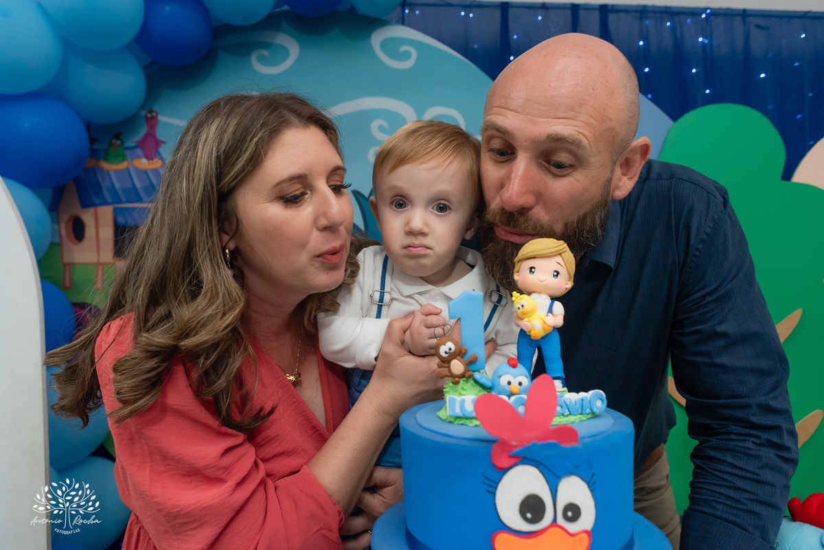 primeiro-aniversário - Luiz-Otávio - menino-sorridente - família - gestação - Elenice - Henrique - espera-ansiosa - festa - amigos - familiares - abraços - brincadeiras - pequenos – Pelotas - dia-especial - carinho - Antonio-Rocha-Fotografias