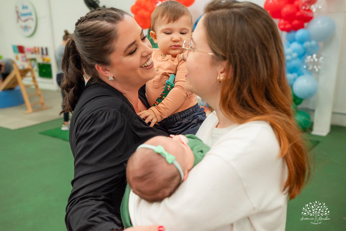 Fotógrafo - Primeiro aninho - Família - Memórias -  Aniversários - Ensaio de gestação - Festa - Diversão - Alegria - Parabéns - Convidados -  Carinho - Confiança - Cliques - Especial - Antonio Rocha Fotografias - Pelotas