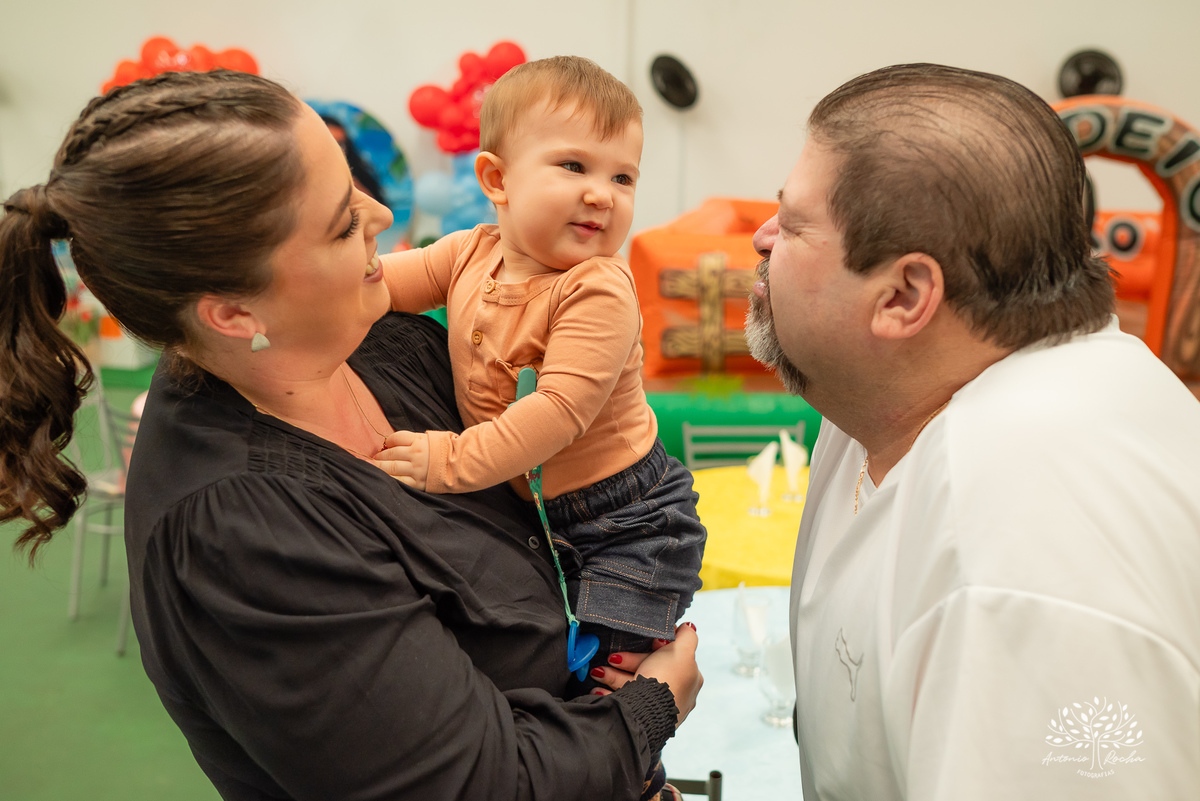 Fotógrafo - Primeiro aninho - Família - Memórias -  Aniversários - Ensaio de gestação - Festa - Diversão - Alegria - Parabéns - Convidados -  Carinho - Confiança - Cliques - Especial - Antonio Rocha Fotografias - Pelotas