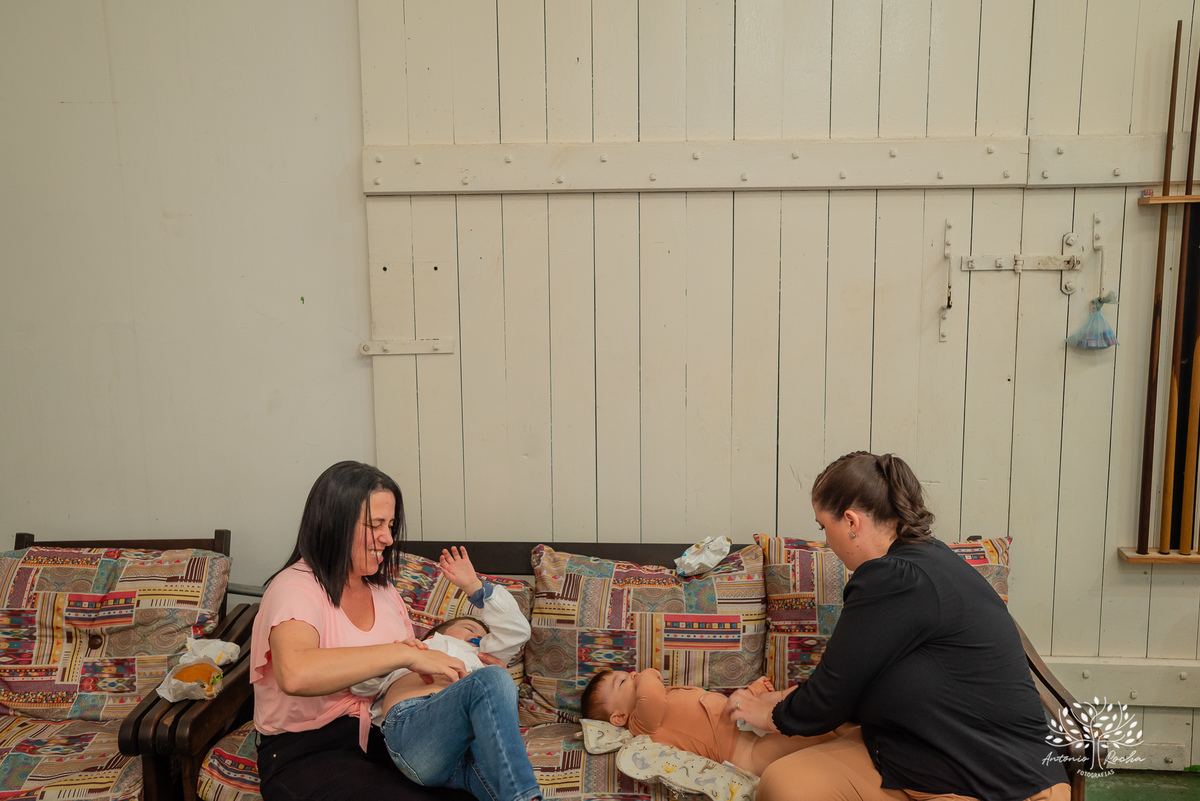Fotógrafo - Primeiro aninho - Família - Memórias -  Aniversários - Ensaio de gestação - Festa - Diversão - Alegria - Parabéns - Convidados -  Carinho - Confiança - Cliques - Especial - Antonio Rocha Fotografias - Pelotas