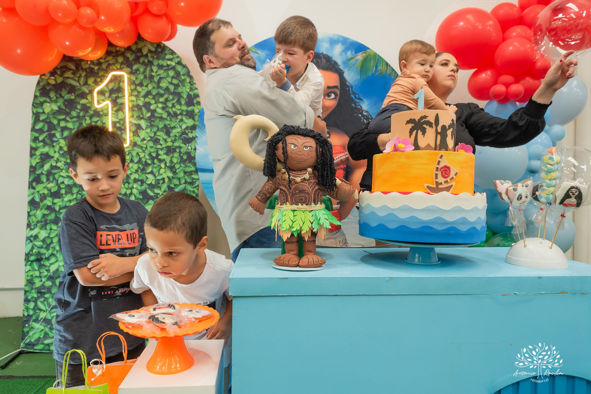 Fotógrafo - Primeiro aninho - Família - Memórias -  Aniversários - Ensaio de gestação - Festa - Diversão - Alegria - Parabéns - Convidados -  Carinho - Confiança - Cliques - Especial - Antonio Rocha Fotografias - Pelotas