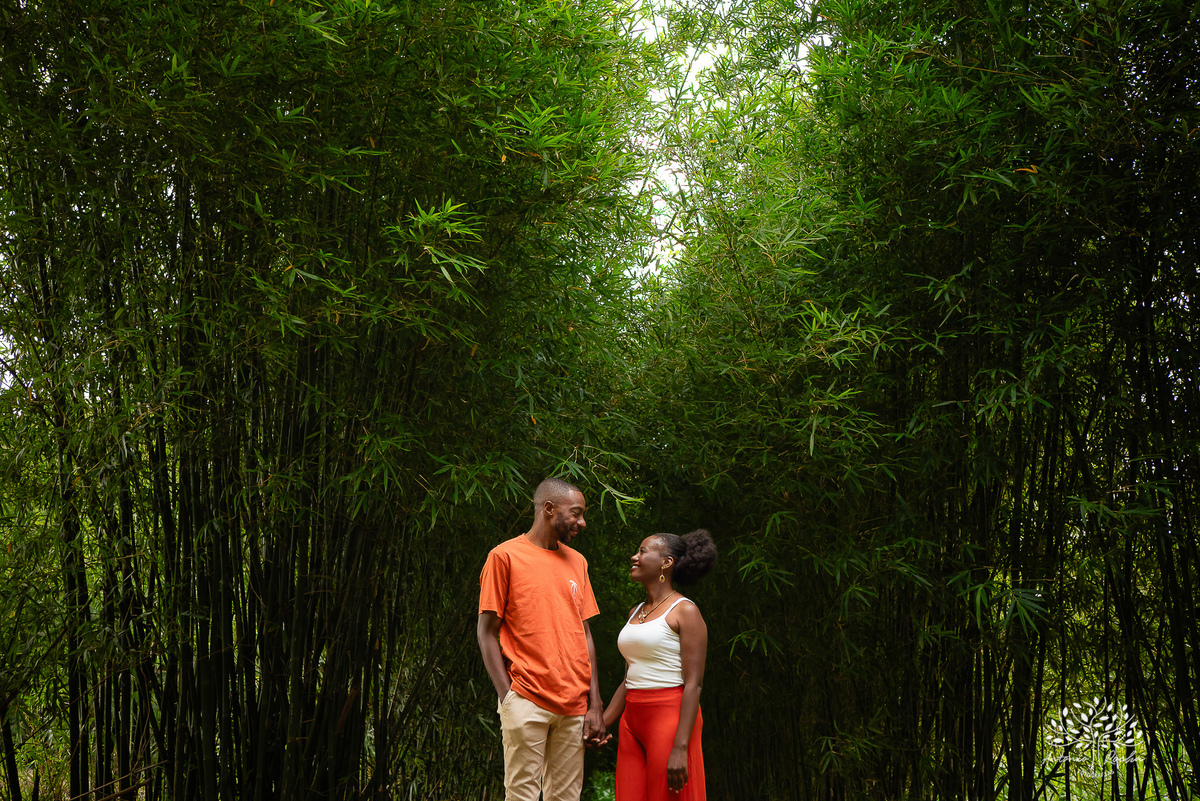 Marcia- Cristiano- amor- ensaio-pré-casamento- conexão- tímidos- espontâneos- genuínos- essência- autêntica- Vinícola-Nardello- vinhedos- paisagem-verde- romance- altar- diversão-memórias- grande-dia- lembranças- fotos- Antonio-Rocha-Fotografias-Pelotas