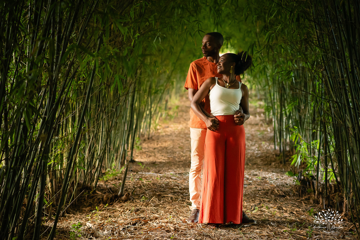 Marcia- Cristiano- amor- ensaio-pré-casamento- conexão- tímidos- espontâneos- genuínos- essência- autêntica- Vinícola-Nardello- vinhedos- paisagem-verde- romance- altar- diversão-memórias- grande-dia- lembranças- fotos- Antonio-Rocha-Fotografias-Pelotas