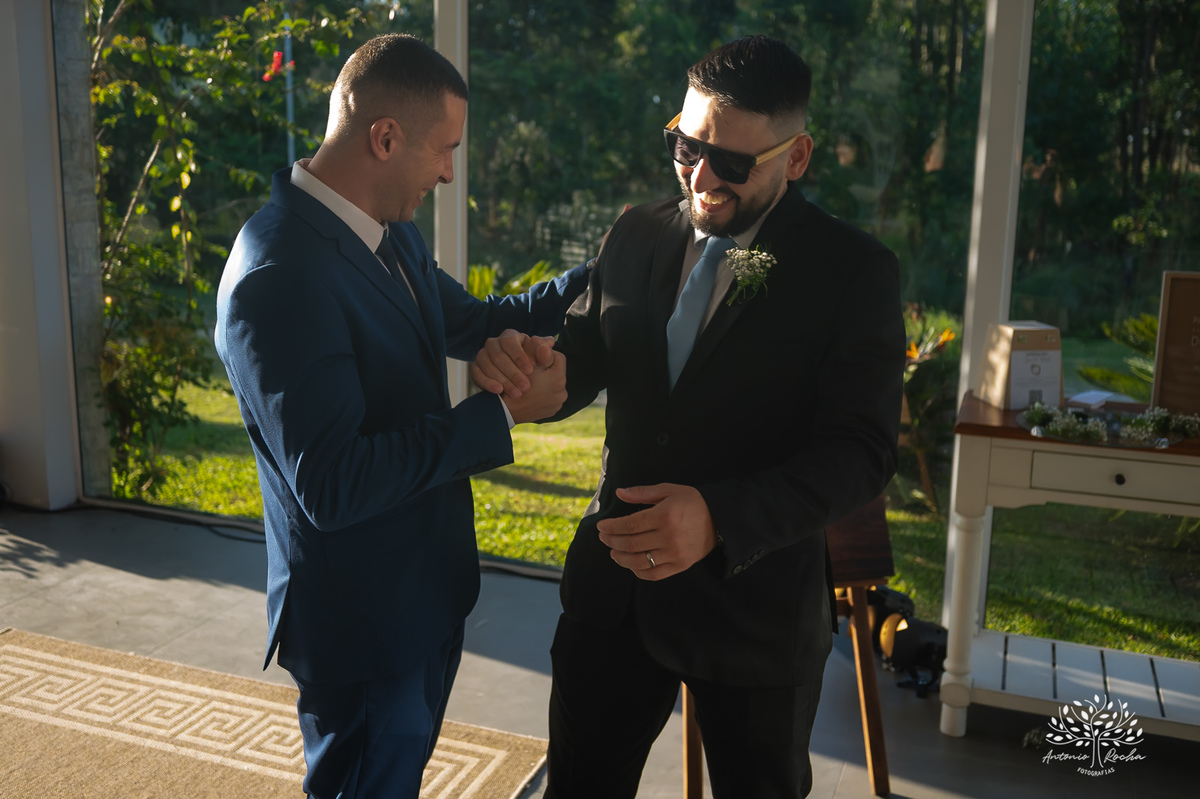 Mayara- Guilherme- Making Of- camarim- Chácara do Amanhecer- Studio Mayer- maquiagem- cabelo- mãe- sogra- madrinhas- daminhas- cinto- convidados- ansiedade- alegria- cerimônia- sim- cliques- emoção- Antonio Rocha Fotografias