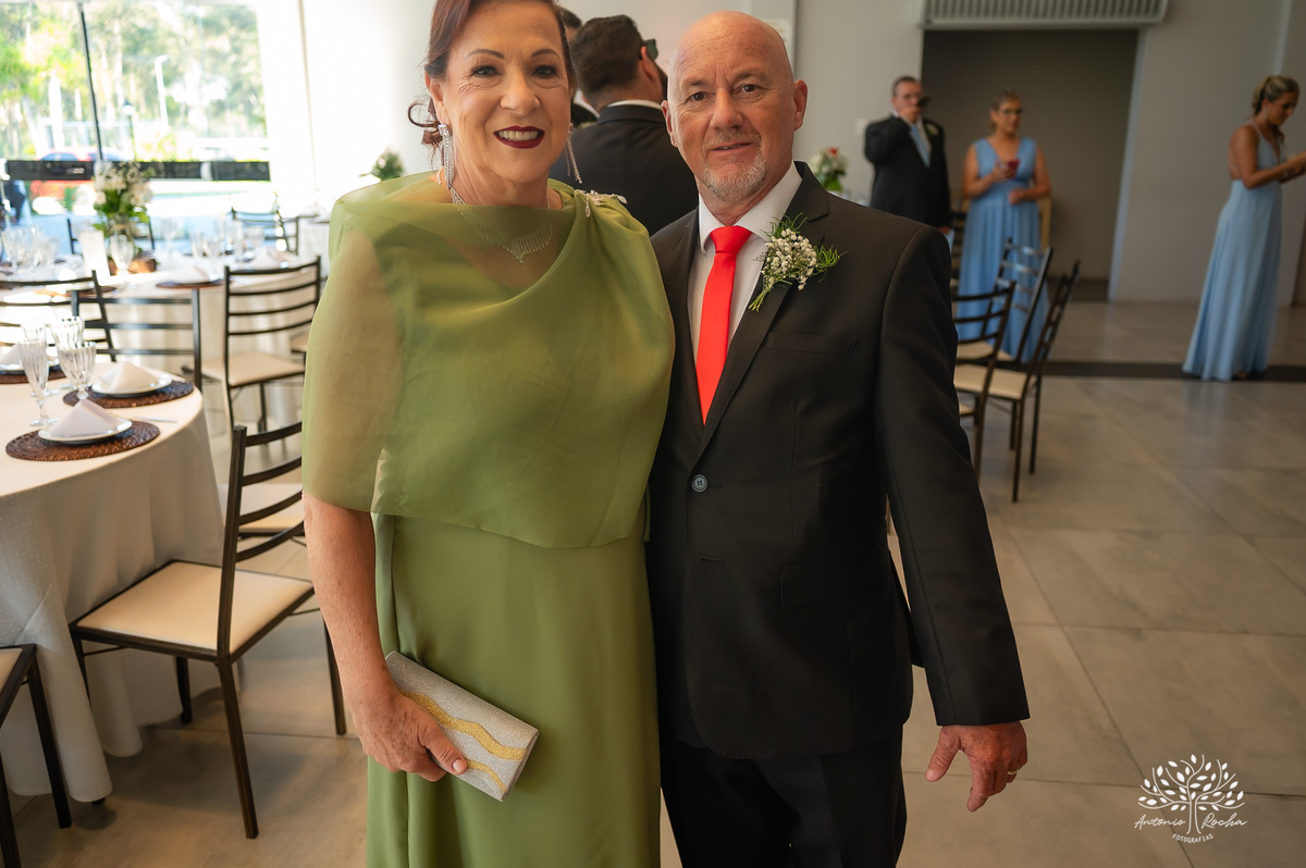 Mayara- Guilherme- Making Of- camarim- Chácara do Amanhecer- Studio Mayer- maquiagem- cabelo- mãe- sogra- madrinhas- daminhas- cinto- convidados- ansiedade- alegria- cerimônia- sim- cliques- emoção- Antonio Rocha Fotografias