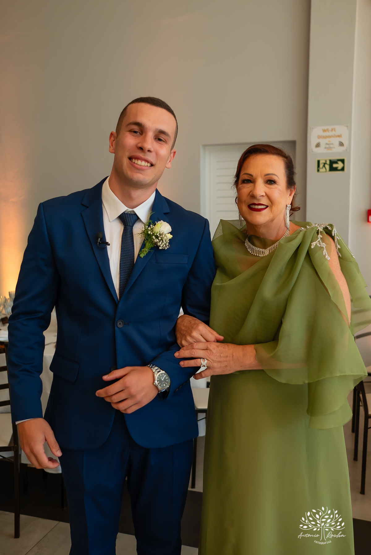 Mayara- Guilherme- Making Of- camarim- Chácara do Amanhecer- Studio Mayer- maquiagem- cabelo- mãe- sogra- madrinhas- daminhas- cinto- convidados- ansiedade- alegria- cerimônia- sim- cliques- emoção- Antonio Rocha Fotografias