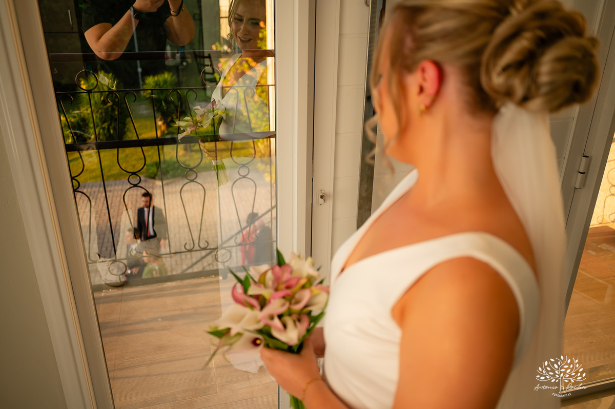 Mayara- Guilherme- Making Of- camarim- Chácara do Amanhecer- Studio Mayer- maquiagem- cabelo- mãe- sogra- madrinhas- daminhas- cinto- convidados- ansiedade- alegria- cerimônia- sim- cliques- emoção- Antonio Rocha Fotografias