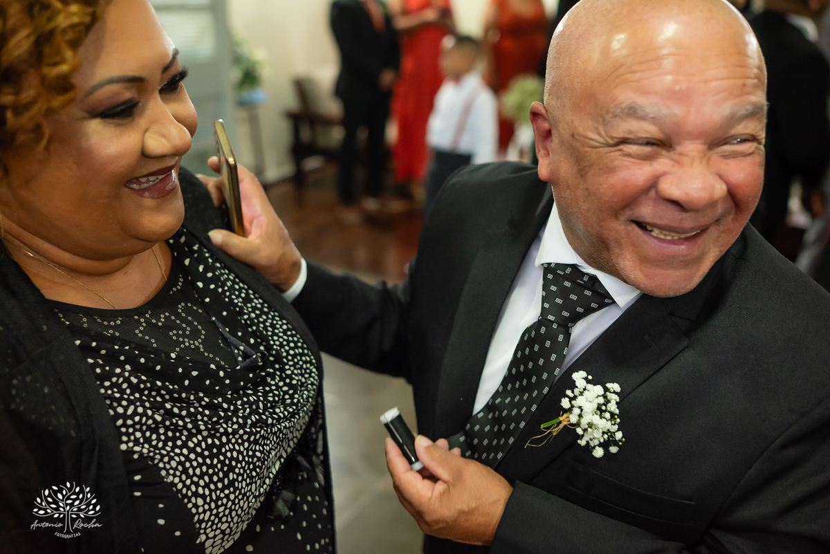 casamento- Márcia- Cristiano- cerimônia- amor- cumplicidade- união- Comunidade Evangélica Luterana Redenção- amigos- irmãos- entrada da noiva- memória- família- bênçãos- pastor- música- registros fotográficos  -Antonio Rocha Fotografias - Pelotas