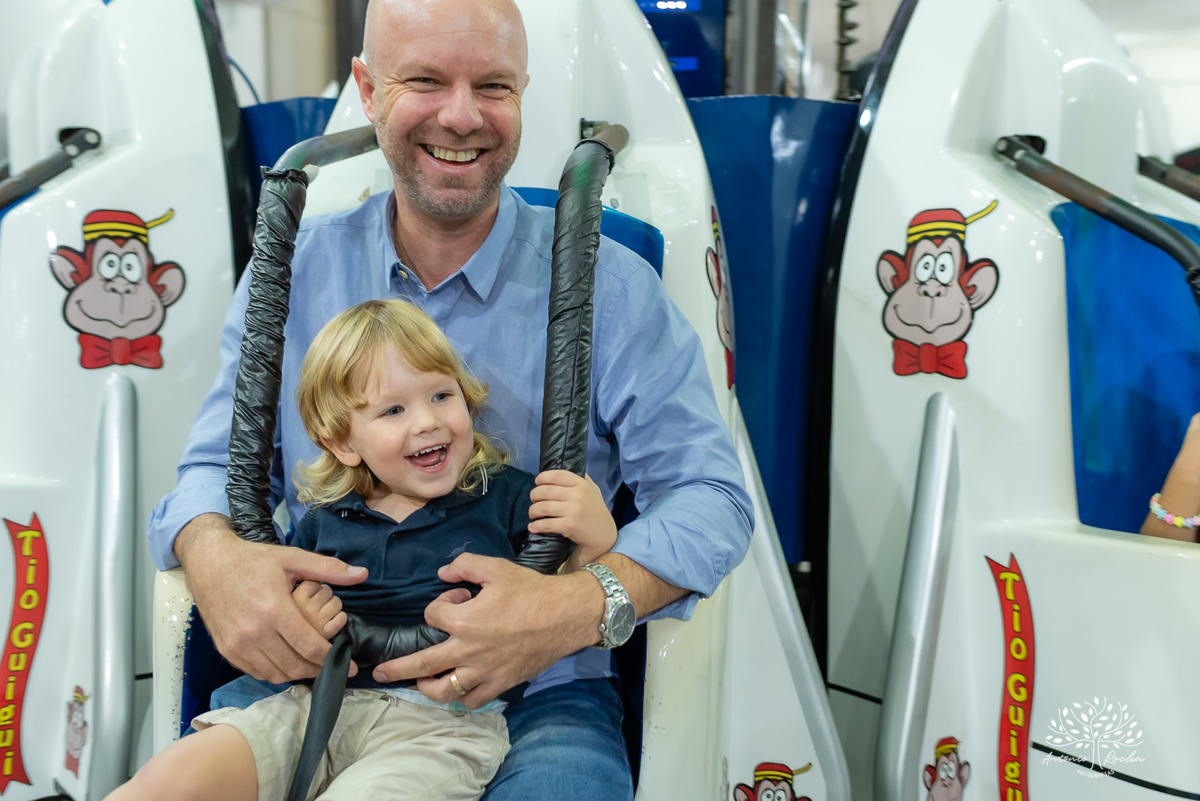 Martina-festa-6 anos-Pop Star-Barbie-Guitarras-Microfones-Animação-Banda-Show-Bolo-Criançaas-Diveersão-Tio Guigui-Família-Fotografia-Pelotas-Antonio Rocha Fotografias - Fotógrafo Barbudo