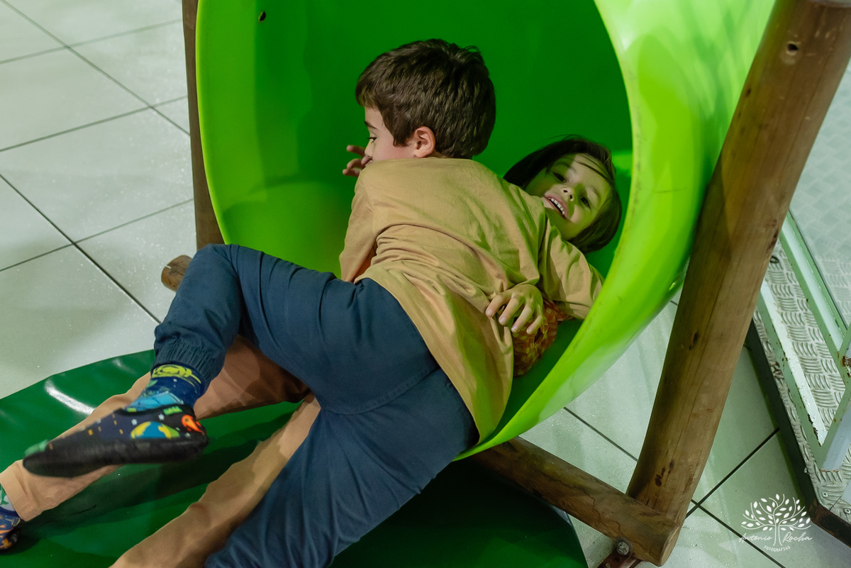 Martina-festa-6 anos-Pop Star-Barbie-Guitarras-Microfones-Animação-Banda-Show-Bolo-Criançaas-Diveersão-Tio Guigui-Família-Fotografia-Pelotas-Antonio Rocha Fotografias - Fotógrafo Barbudo