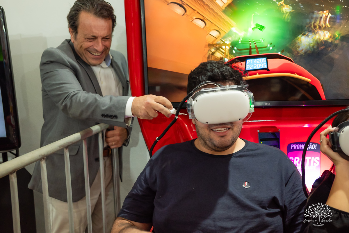 Martina-festa-6 anos-Pop Star-Barbie-Guitarras-Microfones-Animação-Banda-Show-Bolo-Criançaas-Diveersão-Tio Guigui-Família-Fotografia-Pelotas-Antonio Rocha Fotografias - Fotógrafo Barbudo