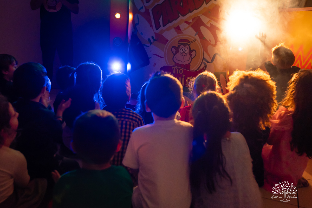 Martina-festa-6 anos-Pop Star-Barbie-Guitarras-Microfones-Animação-Banda-Show-Bolo-Criançaas-Diveersão-Tio Guigui-Família-Fotografia-Pelotas-Antonio Rocha Fotografias - Fotógrafo Barbudo