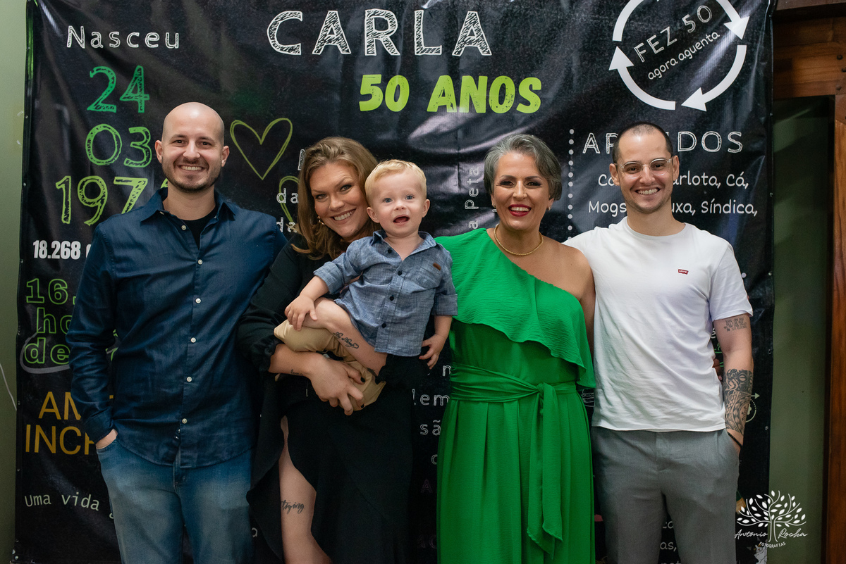 festa- 50 anos- Carla- amigos- familiares- cliques- carinho- homenagens- surpresa- renovação de votos- anel- energia- vitalidade- divertida- empolgante- dança-noite especial-cliques - Antonio Rocha Fotografias-Pelotas-Centro Português