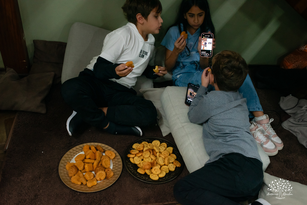 festa- 50 anos- Carla- amigos- familiares- cliques- carinho- homenagens- surpresa- renovação de votos- anel- energia- vitalidade- divertida- empolgante- dança-noite especial-cliques - Antonio Rocha Fotografias-Pelotas-Centro Português