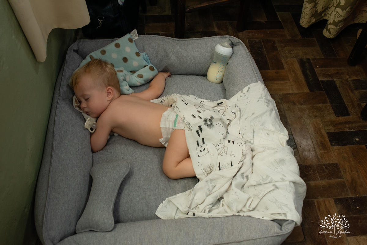 festa- 50 anos- Carla- amigos- familiares- cliques- carinho- homenagens- surpresa- renovação de votos- anel- energia- vitalidade- divertida- empolgante- dança-noite especial-cliques - Antonio Rocha Fotografias-Pelotas-Centro Português