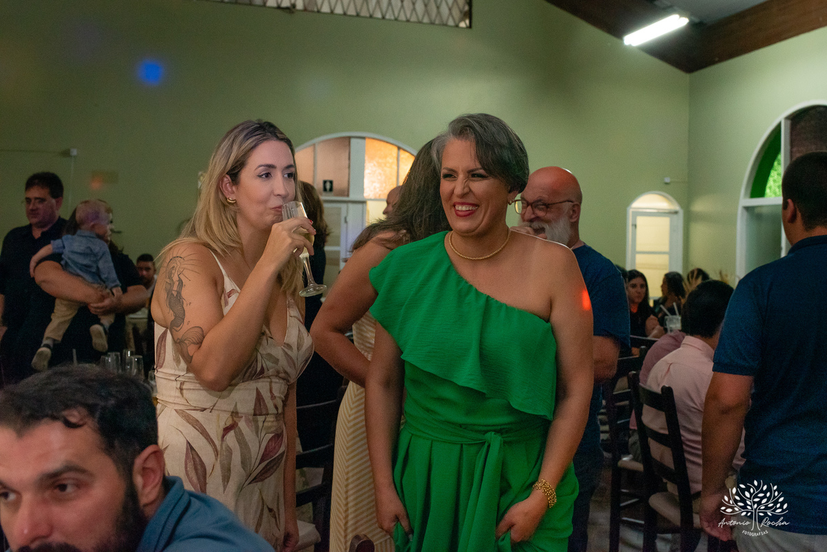 festa- 50 anos- Carla- amigos- familiares- cliques- carinho- homenagens- surpresa- renovação de votos- anel- energia- vitalidade- divertida- empolgante- dança-noite especial-cliques - Antonio Rocha Fotografias-Pelotas-Centro Português