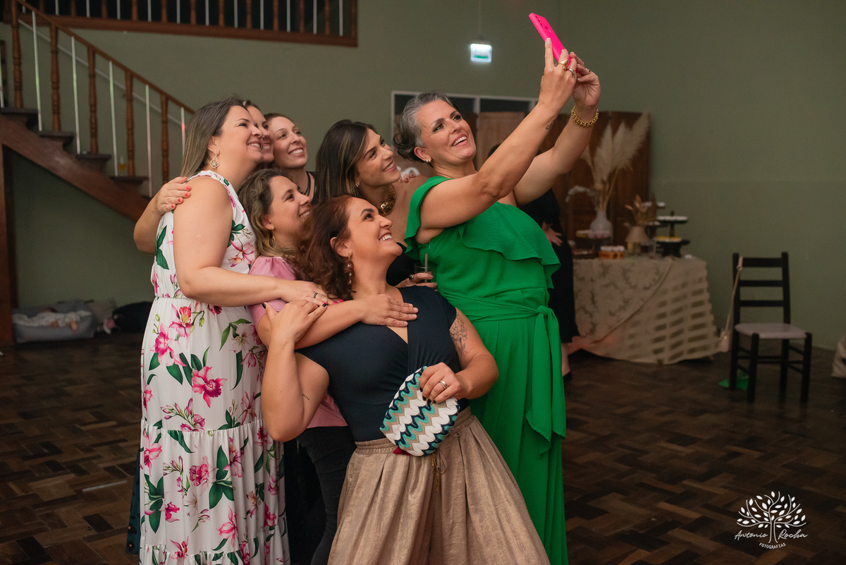 festa- 50 anos- Carla- amigos- familiares- cliques- carinho- homenagens- surpresa- renovação de votos- anel- energia- vitalidade- divertida- empolgante- dança-noite especial-cliques - Antonio Rocha Fotografias-Pelotas-Centro Portuguêsfesta- 50 anos- Carla