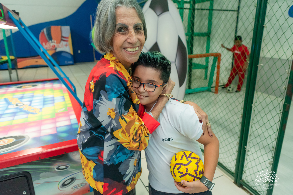 aniversário - Henrique - festa - preparada - carinho - detalhes - mãe - decoração - Brawl Stars - mesa - parabéns - diversão - Tio Tatá - brincadeiras - família - momentos especiais - confiança - cliques-Antonio Rocha Fotografias-Pelotas-Cliff Kids