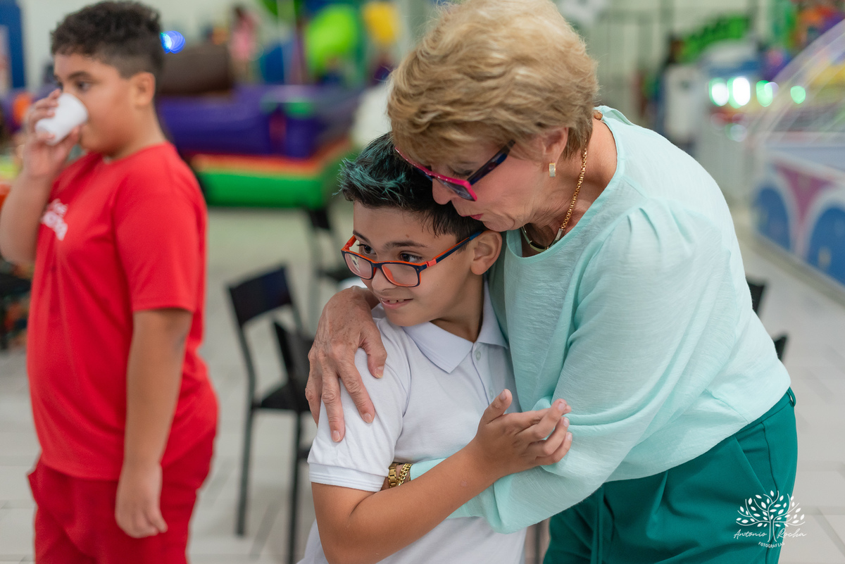 aniversário - Henrique - festa - preparada - carinho - detalhes - mãe - decoração - Brawl Stars - mesa - parabéns - diversão - Tio Tatá - brincadeiras - família - momentos especiais - confiança - cliques-Antonio Rocha Fotografias-Pelotas-Cliff Kids