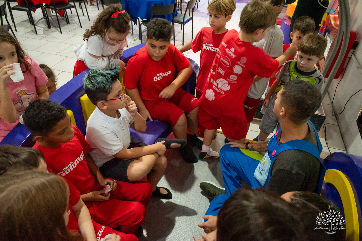 aniversário - Henrique - festa - preparada - carinho - detalhes - mãe - decoração - Brawl Stars - mesa - parabéns - diversão - Tio Tatá - brincadeiras - família - momentos especiais - confiança - cliques-Antonio Rocha Fotografias-Pelotas-Cliff Kids