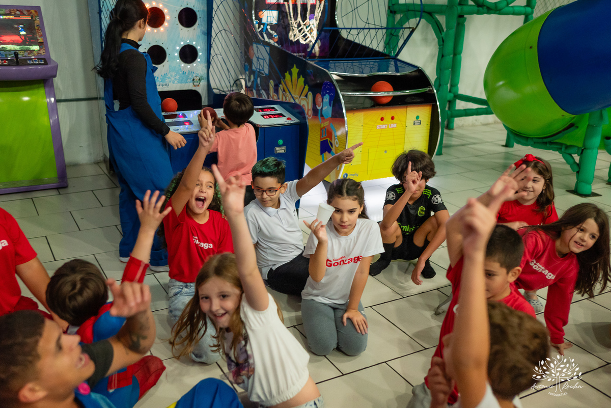 aniversário - Henrique - festa - preparada - carinho - detalhes - mãe - decoração - Brawl Stars - mesa - parabéns - diversão - Tio Tatá - brincadeiras - família - momentos especiais - confiança - cliques-Antonio Rocha Fotografias-Pelotas-Cliff Kids
