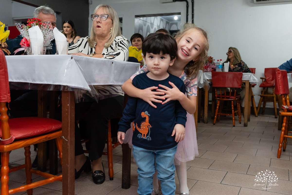 Julieta - Aniversário - 90 anos - Fotógrafa - Celebração - Amor - Família - Amigos - Memórias - Carinho - Chuva - Abraços - Momentos especiais - Gratidão - Confiança - Cliques -União - Antonio Rocha Fotografias-Pelotas-Restaurante-Pycadilhos