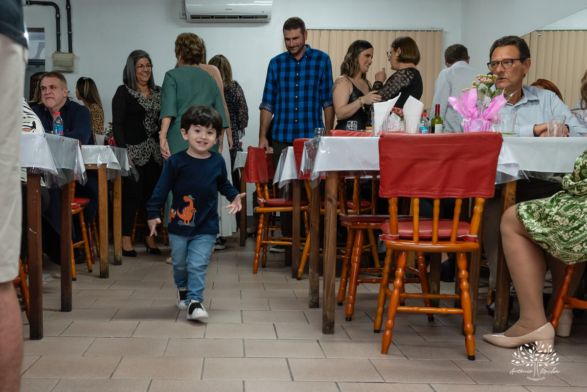 Julieta - Aniversário - 90 anos - Fotógrafa - Celebração - Amor - Família - Amigos - Memórias - Carinho - Chuva - Abraços - Momentos especiais - Gratidão - Confiança - Cliques -União - Antonio Rocha Fotografias-Pelotas-Restaurante-Pycadilhos