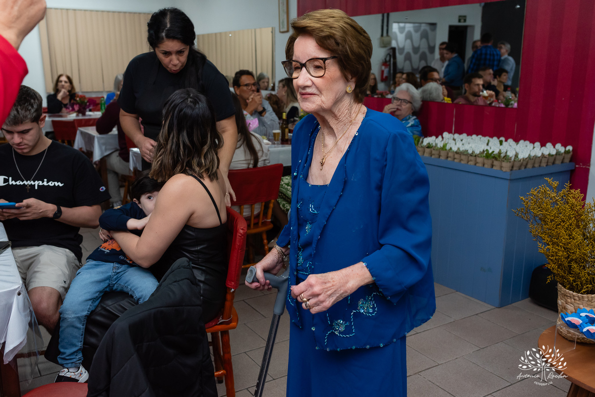 Julieta - Aniversário - 90 anos - Fotógrafa - Celebração - Amor - Família - Amigos - Memórias - Carinho - Chuva - Abraços - Momentos especiais - Gratidão - Confiança - Cliques -União - Antonio Rocha Fotografias-Pelotas-Restaurante-Pycadilhos