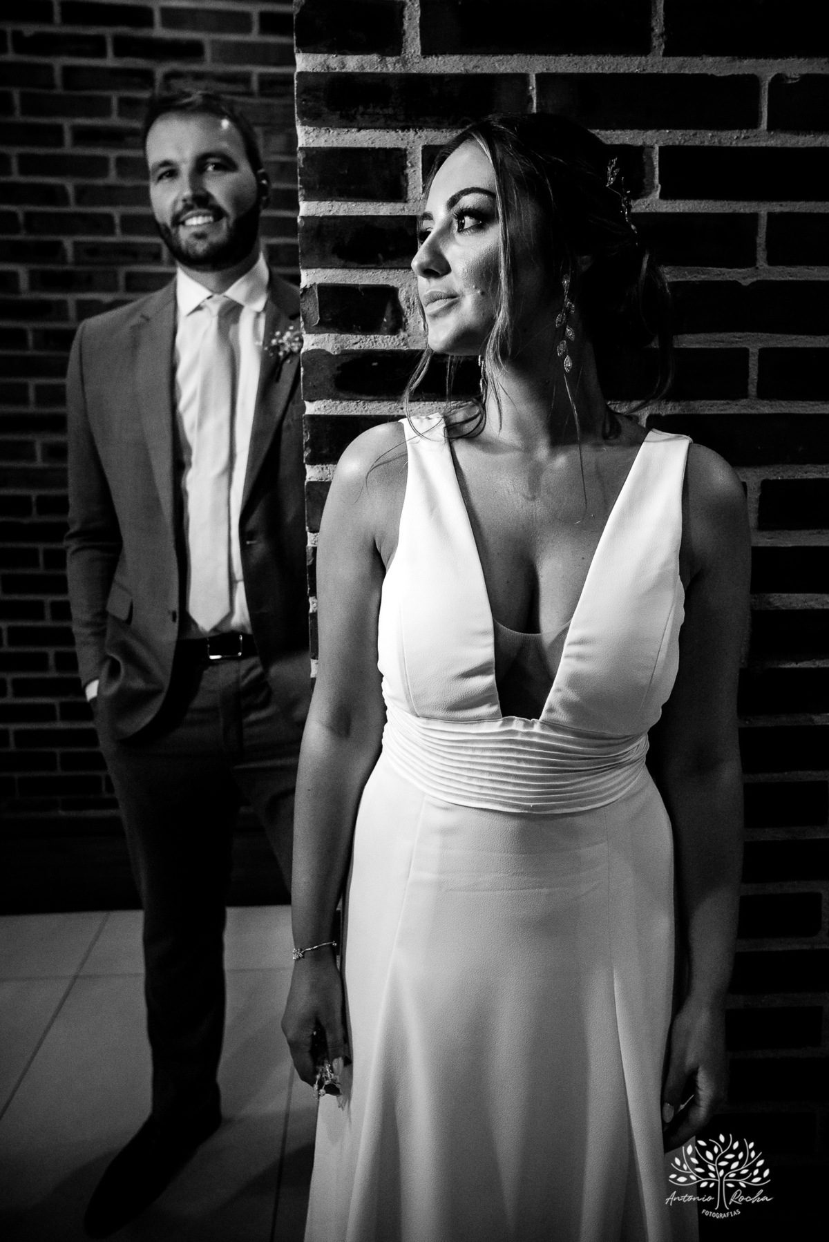 casamento - Camila e Lucas - cerimônia - igreja - avô da noiva - emocionante - chuva - ensaio fotográfico - amor - conexão - recepção - convidados - pista de dança - festa animada - família - amigos - alegria - Antonio Rocha Fotografias-Pelotas