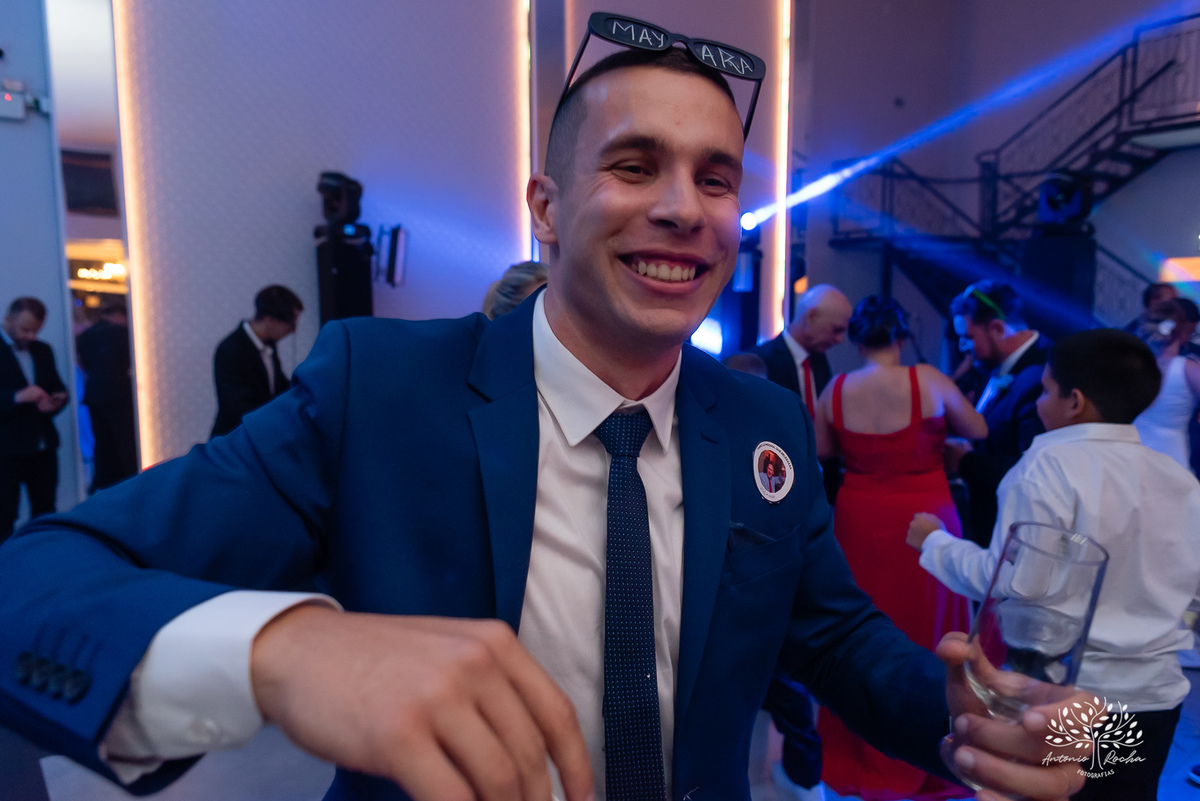 festa - Mayara - Guilherme -  adultos - crianças - pista de dança - animação - brincadeiras - alegria - amigos - familiares - cerimônia - Chácara do Amanhecer - amor - preparativos - gratidão - casal - fotógrafo - Pelotas-Antonio Rocha Fotografias