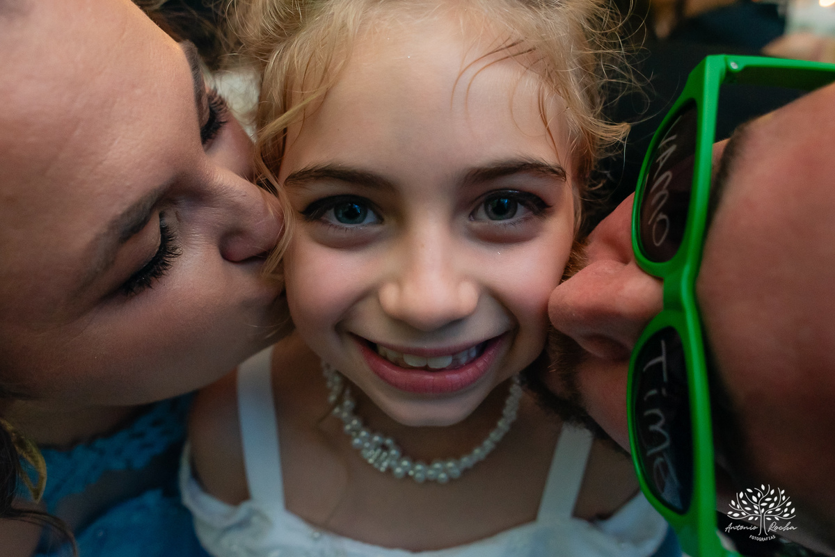 festa - Mayara - Guilherme -  adultos - crianças - pista de dança - animação - brincadeiras - alegria - amigos - familiares - cerimônia - Chácara do Amanhecer - amor - preparativos - gratidão - casal - fotógrafo - Pelotas-Antonio Rocha Fotografias