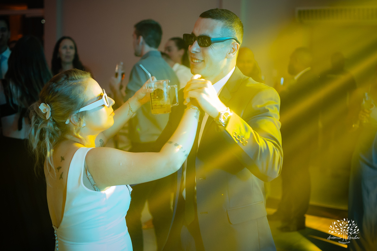 festa - Mayara - Guilherme -  adultos - crianças - pista de dança - animação - brincadeiras - alegria - amigos - familiares - cerimônia - Chácara do Amanhecer - amor - preparativos - gratidão - casal - fotógrafo - Pelotas-Antonio Rocha Fotografias