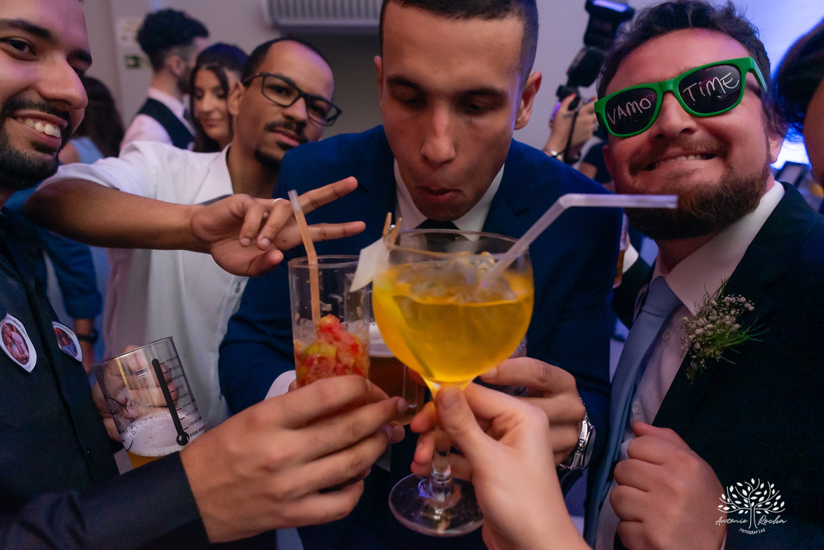 festa - Mayara - Guilherme -  adultos - crianças - pista de dança - animação - brincadeiras - alegria - amigos - familiares - cerimônia - Chácara do Amanhecer - amor - preparativos - gratidão - casal - fotógrafo - Pelotas-Antonio Rocha Fotografias