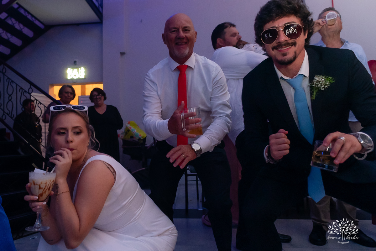 festa - Mayara - Guilherme -  adultos - crianças - pista de dança - animação - brincadeiras - alegria - amigos - familiares - cerimônia - Chácara do Amanhecer - amor - preparativos - gratidão - casal - fotógrafo - Pelotas-Antonio Rocha Fotografias