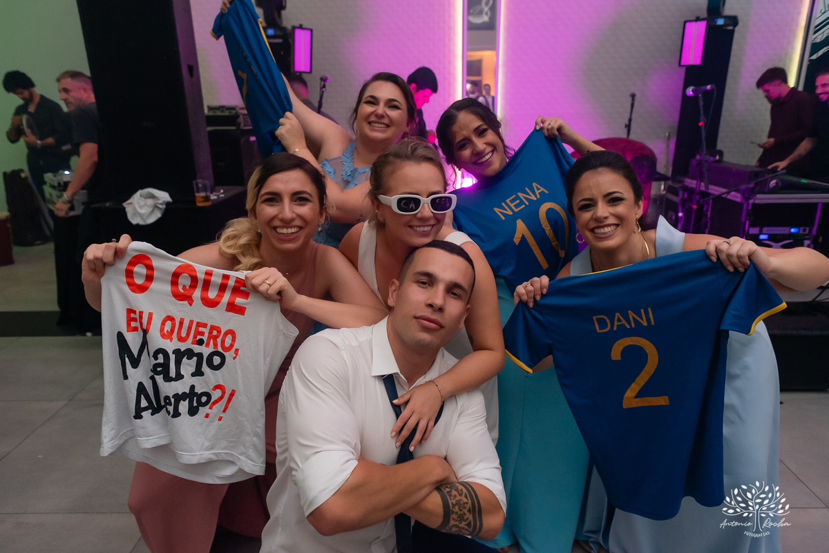 festa - Mayara - Guilherme -  adultos - crianças - pista de dança - animação - brincadeiras - alegria - amigos - familiares - cerimônia - Chácara do Amanhecer - amor - preparativos - gratidão - casal - fotógrafo - Pelotas-Antonio Rocha Fotografias