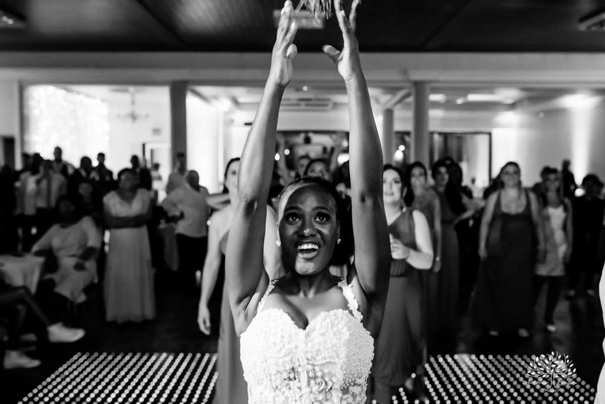 casamento- Márcia- Cristiano- cerimônia- amor- cumplicidade- união- Comunidade Evangélica Luterana Redenção- amigos- irmãos- festa- Pagode em Dose Dupla-família- G2 Eventos-música- registros fotográficos  -Antonio Rocha Fotografias – Pelotas-