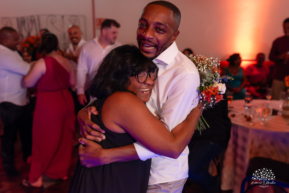 casamento- Márcia- Cristiano- cerimônia- amor- cumplicidade- união- Comunidade Evangélica Luterana Redenção- amigos- irmãos- festa- Pagode em Dose Dupla-família- G2 Eventos-música- registros fotográficos  -Antonio Rocha Fotografias – Pelotas-