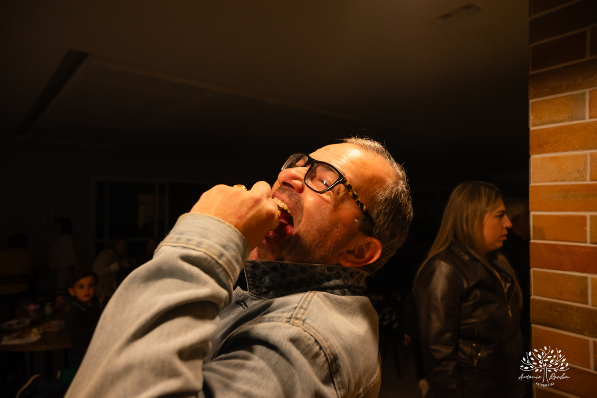 chá de bebê-Arthur-Marci-Patrick-energia contagiante – amigos-familiares - celebração - chegada do bebê - carinhos - risadas - tarde divertida-chuva - calor humano - cliques - emoção - felicidade - registro fotográfico - Antonio Rocha Fotografias-Pelotas