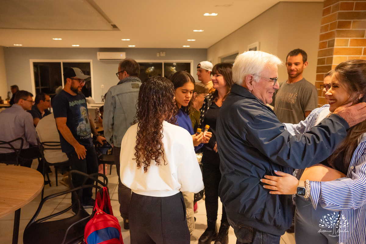 chá de bebê-Arthur-Marci-Patrick-energia contagiante – amigos-familiares - celebração - chegada do bebê - carinhos - risadas - tarde divertida-chuva - calor humano - cliques - emoção - felicidade - registro fotográfico - Antonio Rocha Fotografias-Pelotas